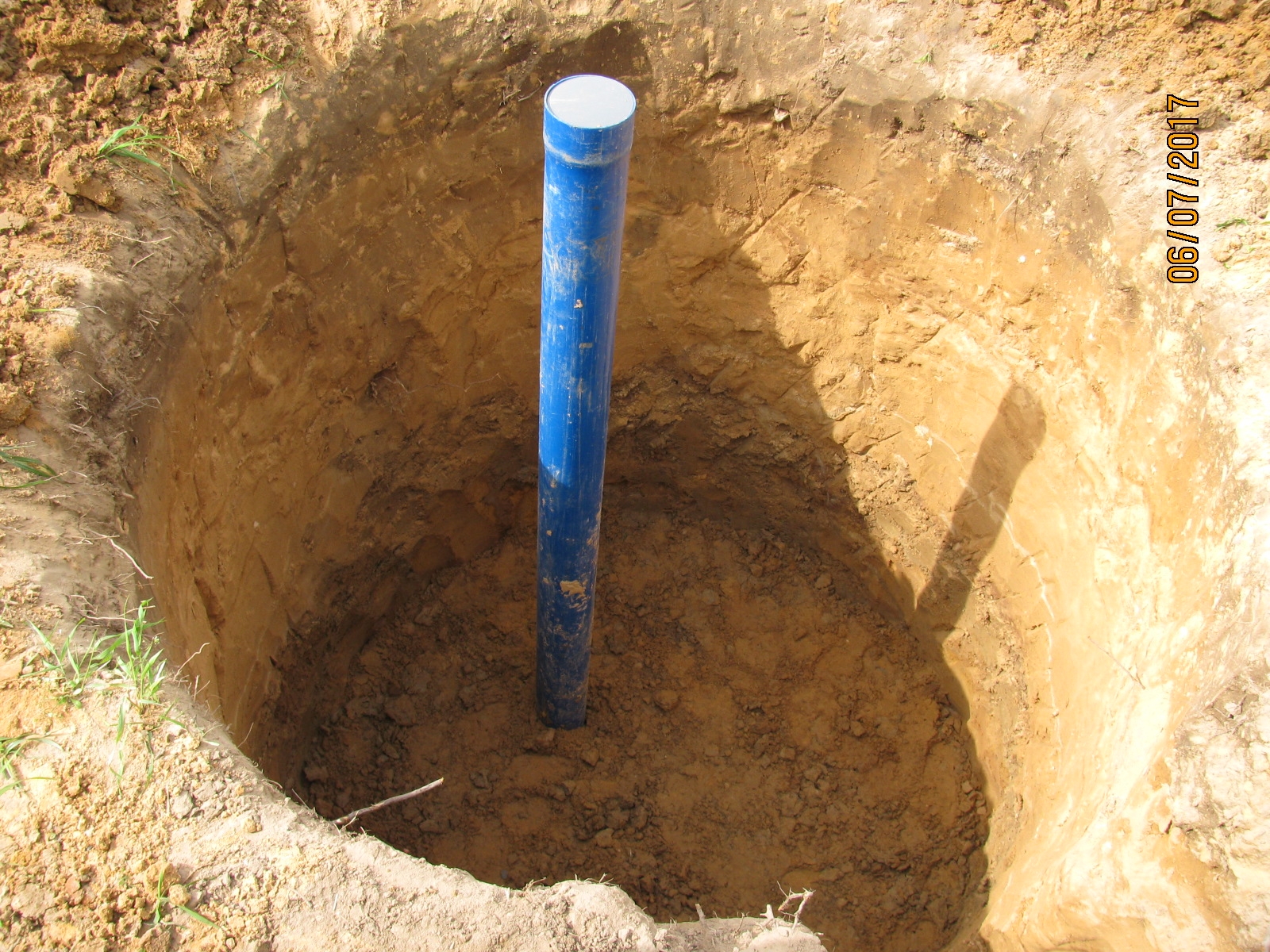 Монтаж кессона Дочиста в котлован